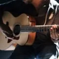 gitaar spelen, gitaarles, gitaar, akoestische gitaar, elektrische gitaar, hoelang duurt het