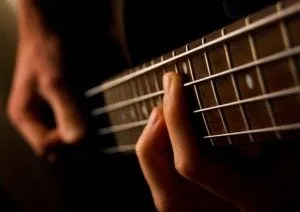 Basgitaar leren spelen