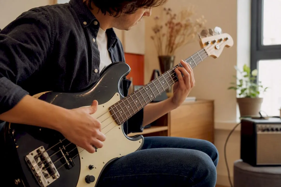 Slaptechniek basgitaar hero