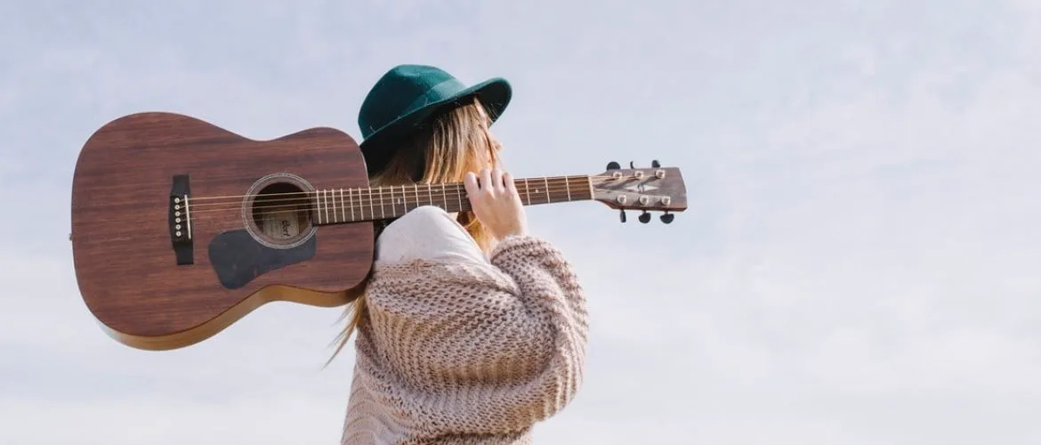 Em akkoord gitaar e mineur