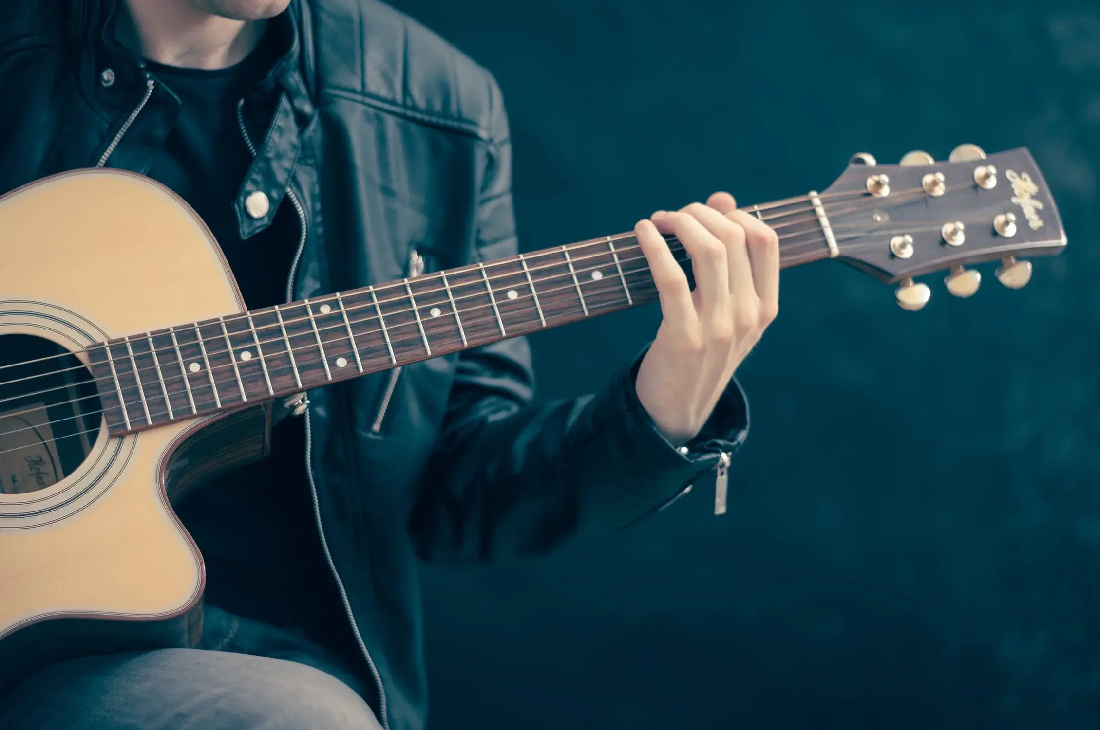 Wat is een fret (gitaar spelen) Wat is een fret (gitaar spelen)