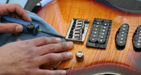 Gitaar afstellen