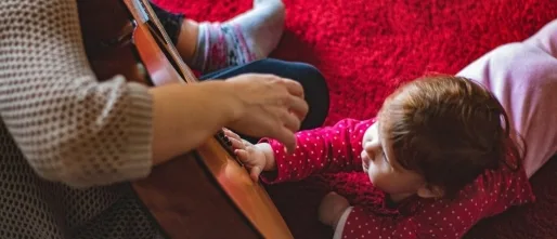 Kinderliedjes op gitaar: makkelijke liedjes met akkoorden