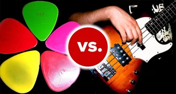 Met of zonder plectrum gitaar spelen