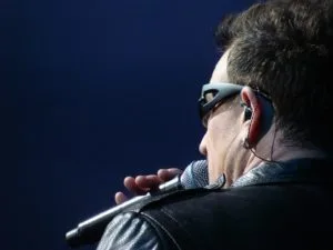 Zingen microfoon in ear systeem