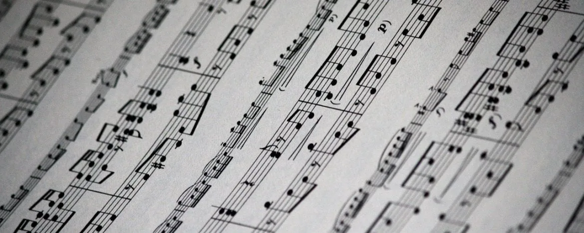 Simpele popliedjes om op de piano mee te spelen