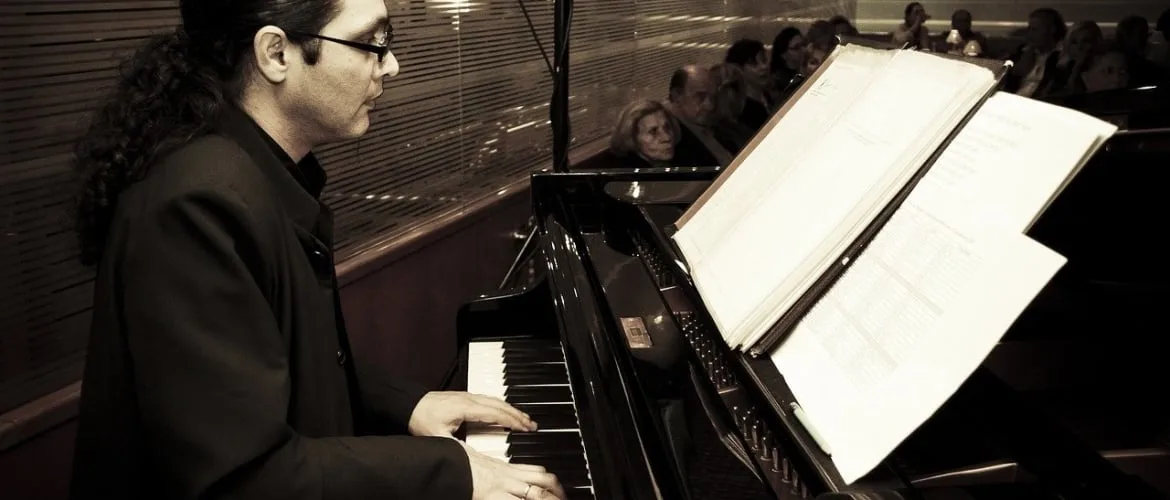 Telefoon aansluiten op je piano